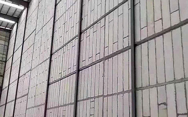 轻质复合墙板